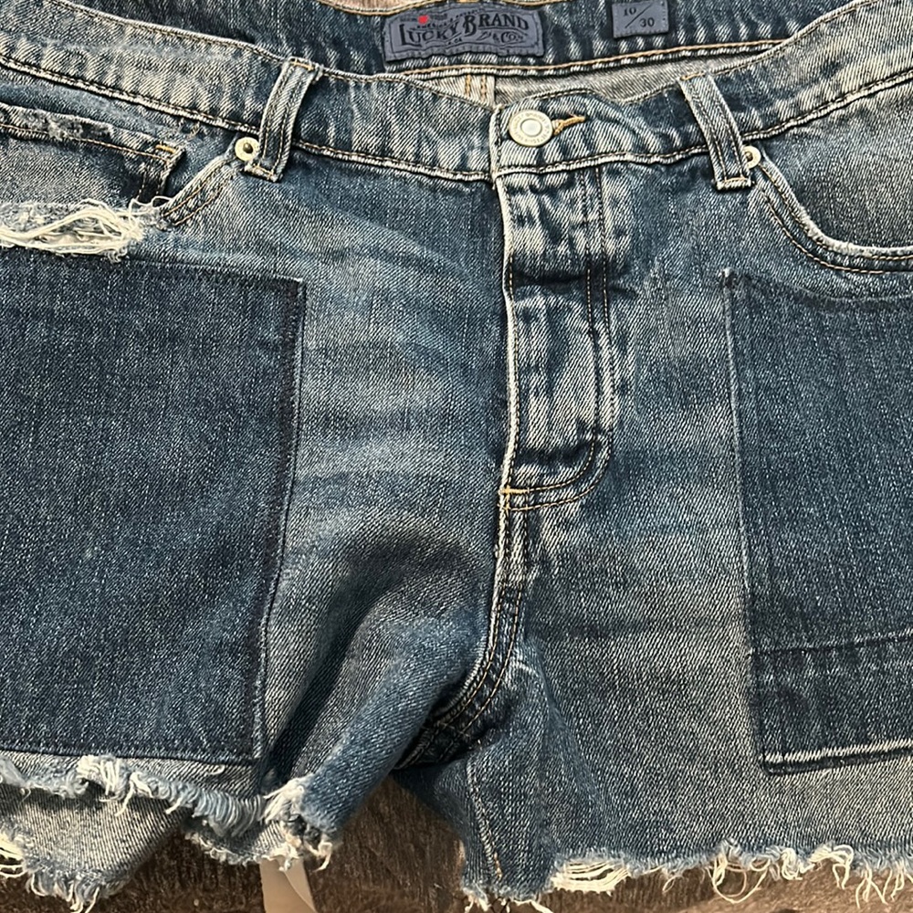 Lucky brand “boyfriend” short